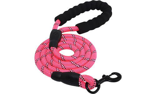 Laisse chien réfléchissante bleue, 1,5 cm x 1,5 m, corde durable et poignée rembourrée pour confort et sécurité.