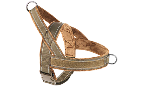 Harnais réfléchissant marron avec rembourrage doux, design anti-traction, visibilité améliorée, sangles ajustables.