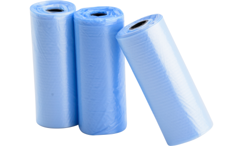 Trois rouleaux de 15 sacs bleus à crottes, résistants et étanches, pour une élimination propre et pratique en promenade.