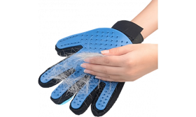 Gant de Toilettage pour Chien Gant de toilettage bleu pour chiens, cinq doigts avec embouts en caoutchouc, sangle réglable pour un ajustement parfait.