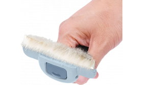 Brosse bleue démontée pour chien, lame métallique amovible et poignée ergonomique, pour enlever les poils morts.